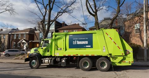 city of toronto garbage picker.